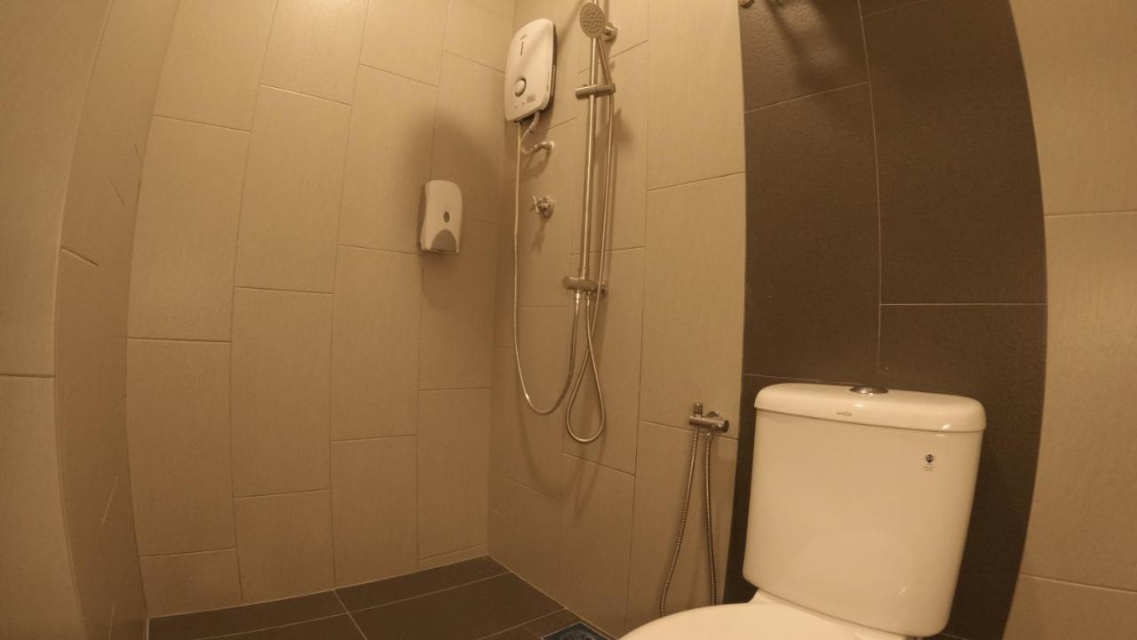 U Design Hotel Kuala Lipis Exteriör bild