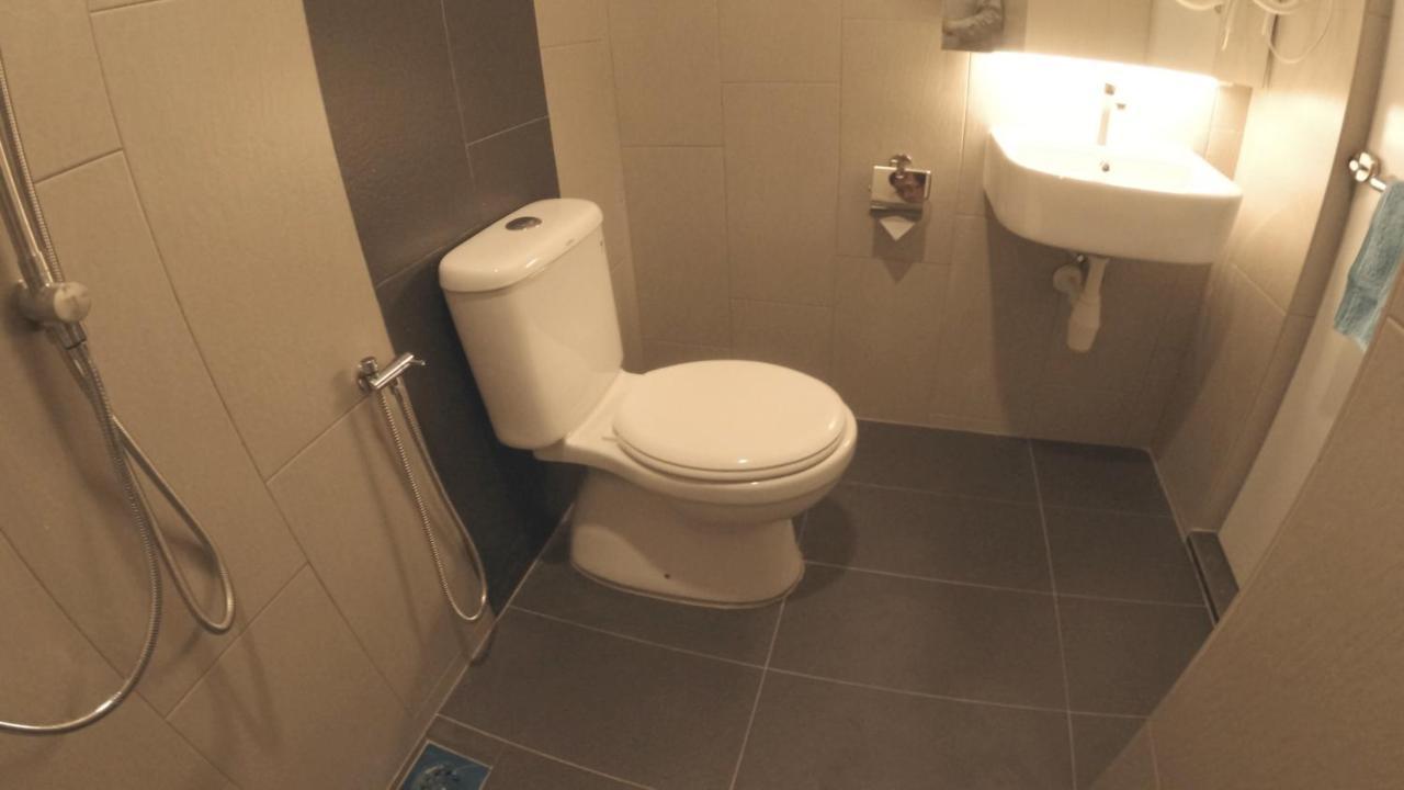 U Design Hotel Kuala Lipis Exteriör bild
